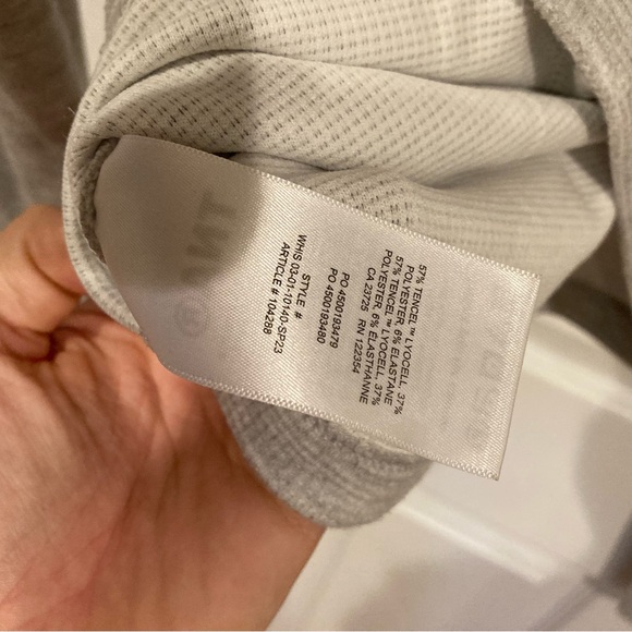 Aritzia Waffle knit cropped long sleeve gray size small - Picture 7 of 7